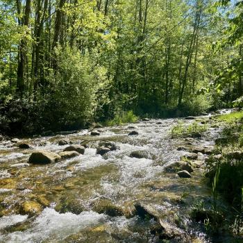 Accès privé rivière le Cady camping eau vive